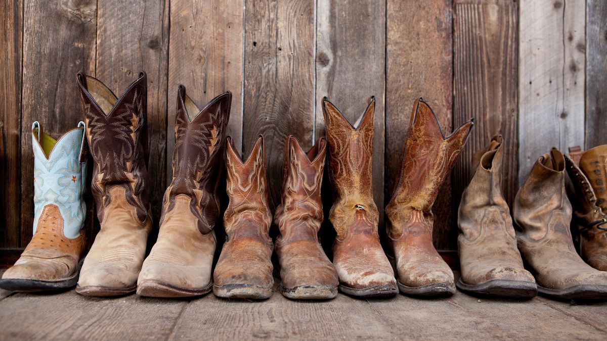 Cool and Comfortable Black Cowboy Boots